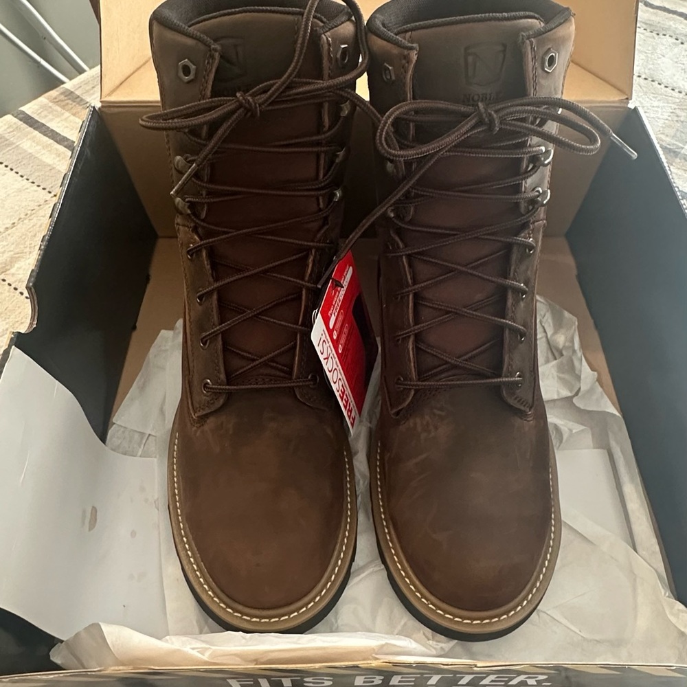 Nautilus Men's Dark Brown Steel Toe Boots - Picture 5 of 7